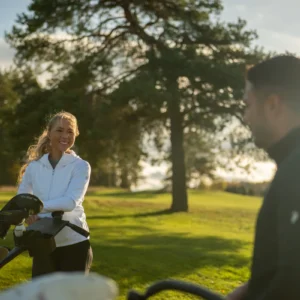 Slå längre – kurs för tjejer & seniorer